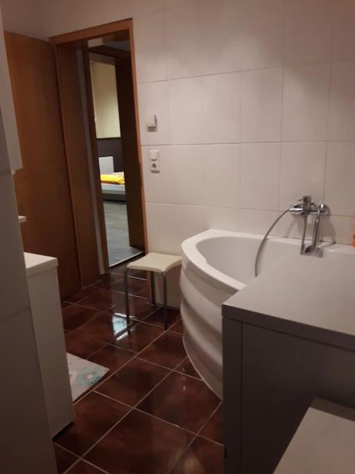 Ferienwohnung Aelit Kitzingen Buitenkant foto